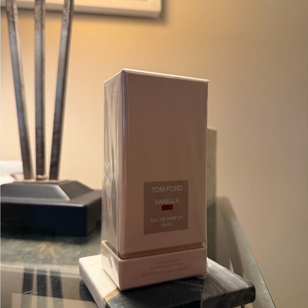 Tom Ford Vanilla Eau de Parfum in Cream Packaging